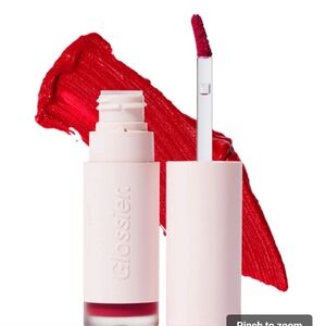 🆕 GLOSSIER | G Suit Lip Crème shade Jet NIP
